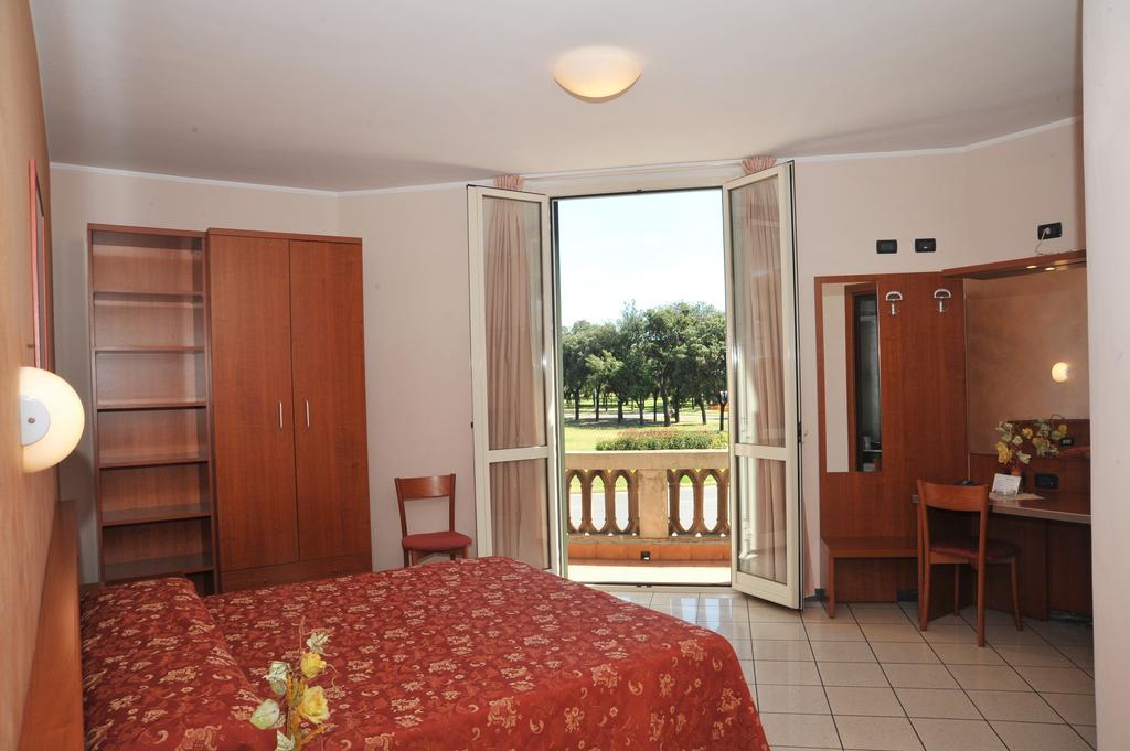 Hotel Stazione Livorno Eksteriør billede