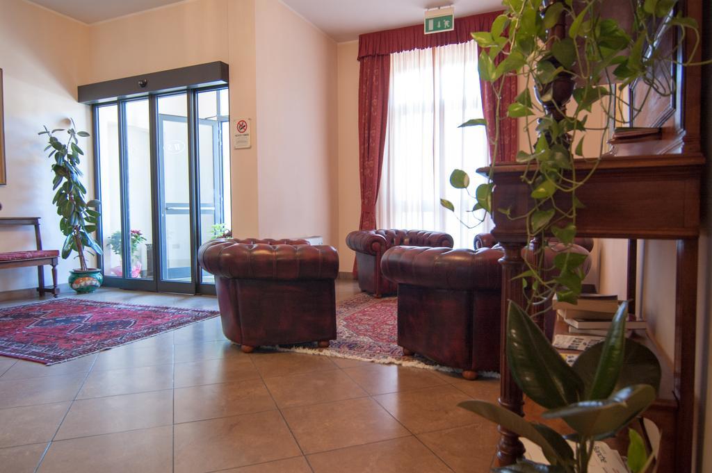 Hotel Stazione Livorno Eksteriør billede