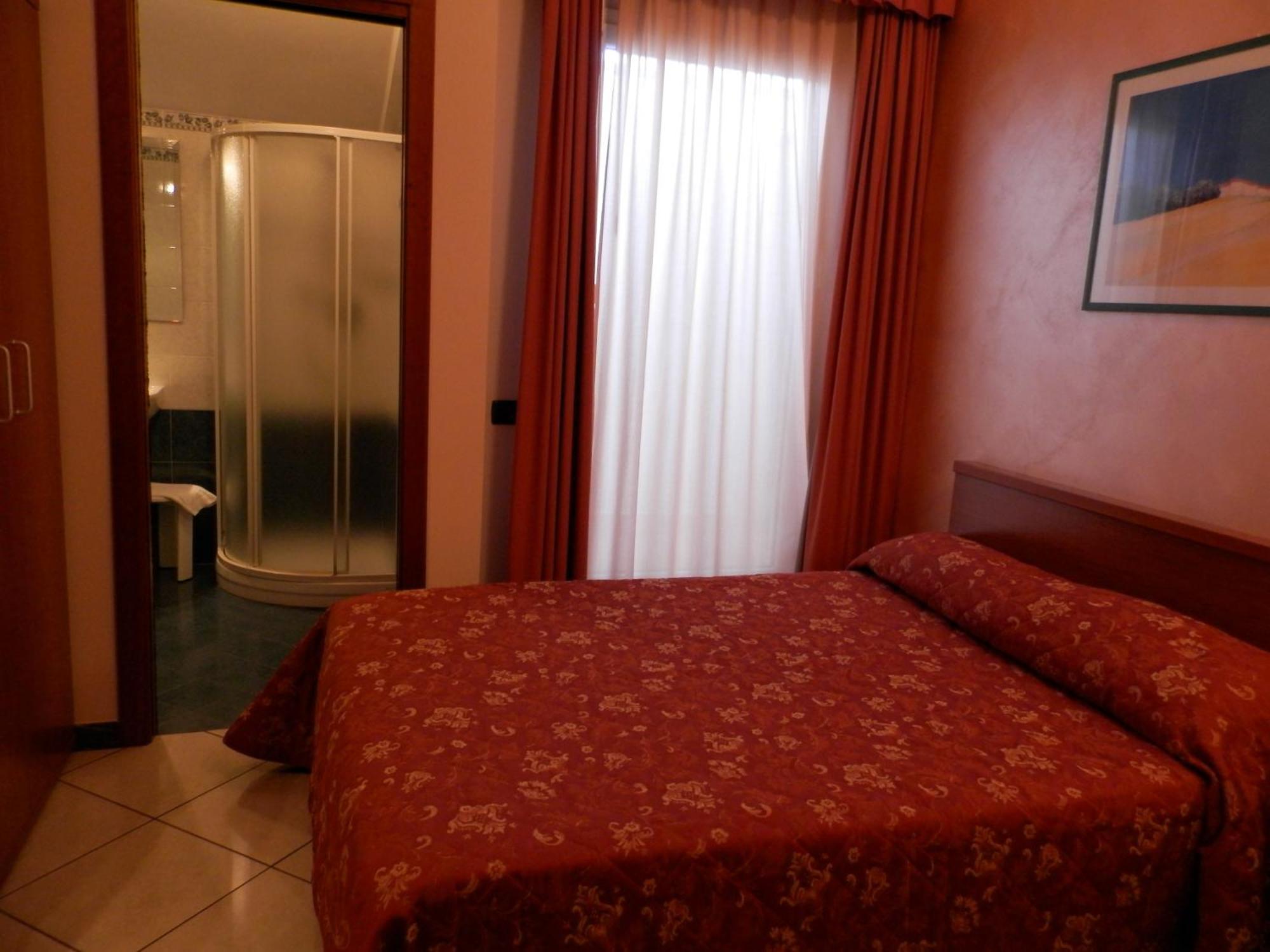Hotel Stazione Livorno Eksteriør billede