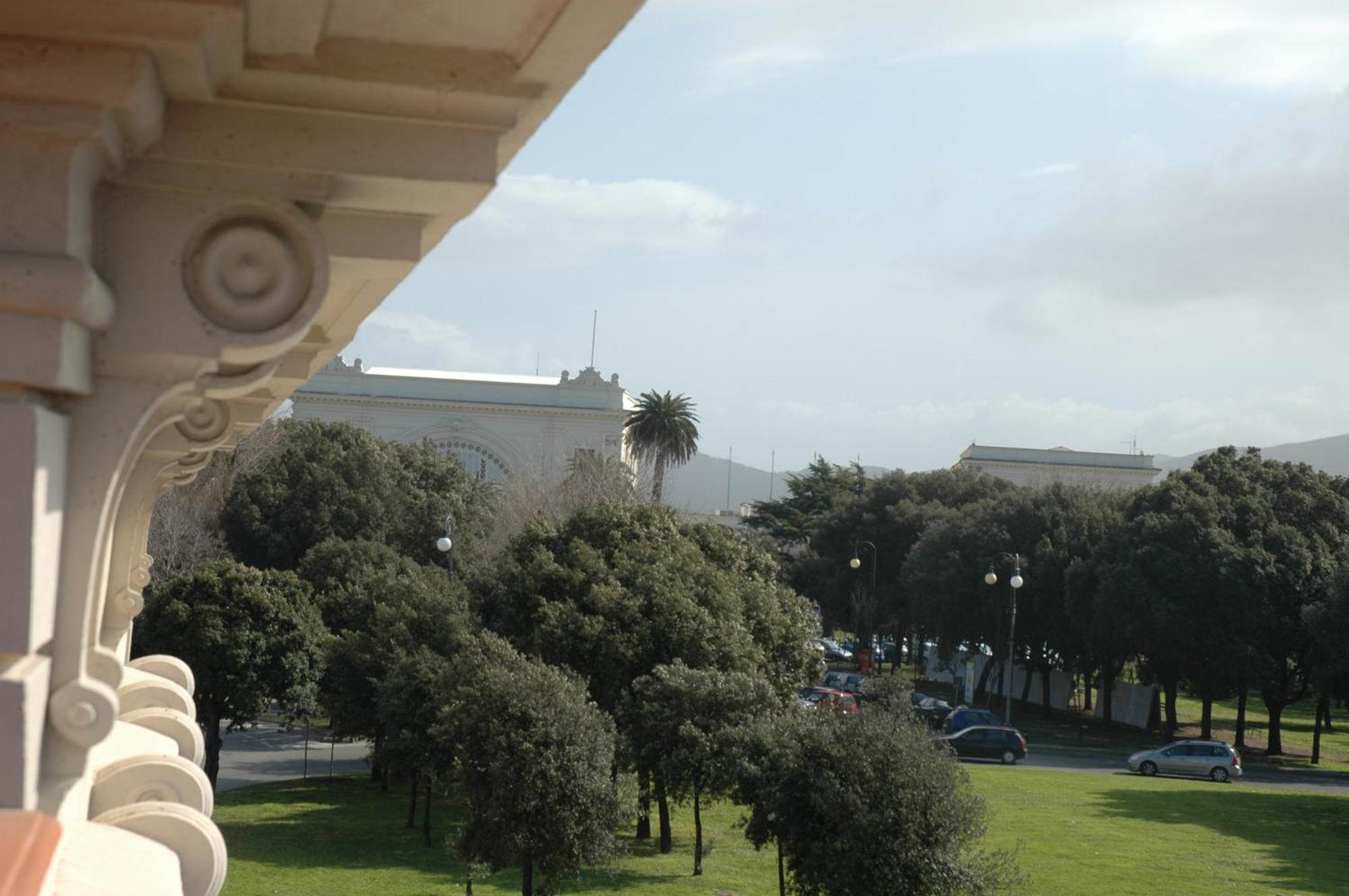 Hotel Stazione Livorno Eksteriør billede
