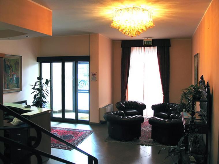 Hotel Stazione Livorno Eksteriør billede