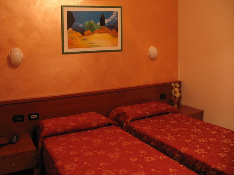 Hotel Stazione Livorno Eksteriør billede